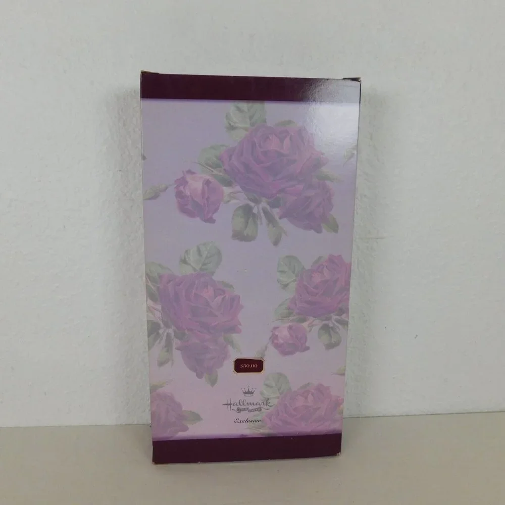 Barbie Holiday Traditions Doll Hallmark Holiday Homecoming Collectors #17094 NIB - Picture 6 of 9